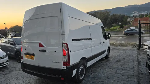 Renault Master 2025