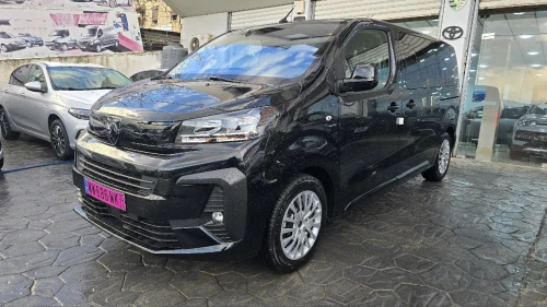 Peugeot Traveller 2026 Business