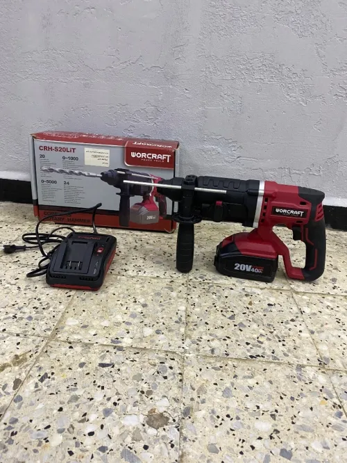 Perforateur worcraft 20V avec batterie et chargeur 