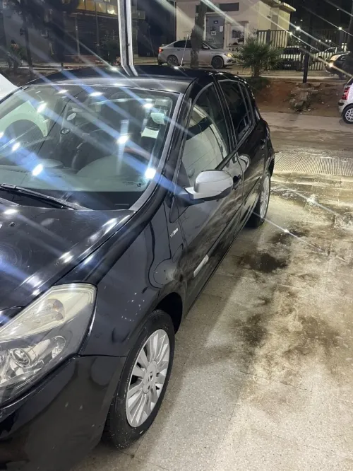 Renault Clio 3 2012 Night and Day