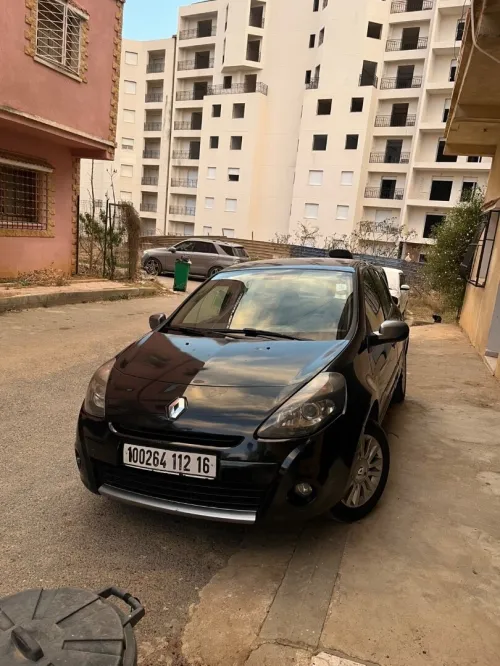 Renault Clio 3 2012 Night and Day