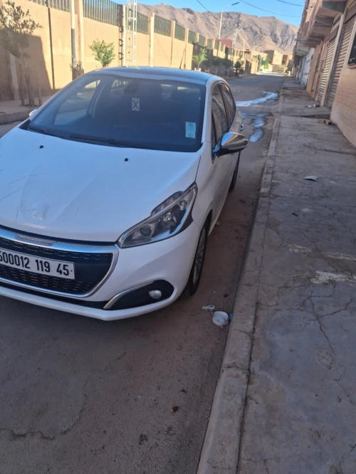 Peugeot 208 2019 Allure Facelift
