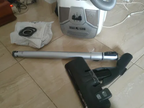 Aspirateur Rowenta silence force compact