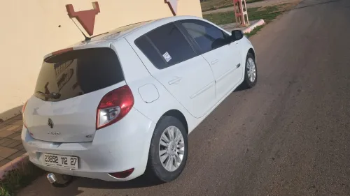 Renault Clio 3 2012 Night and Day