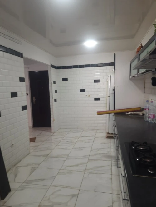 Location Appartement F4 Alger Bir mourad rais