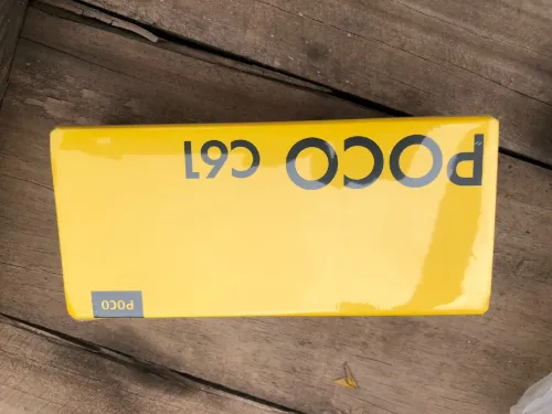 POCO C61 4GB/128GB NEUF JAMAIS UTILISÉ