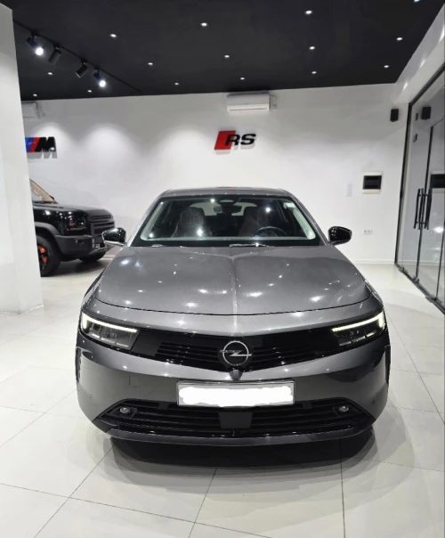 Opel Astra 2023 