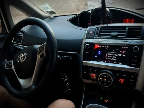 Toyota Corolla Verso 2013 Dynamic