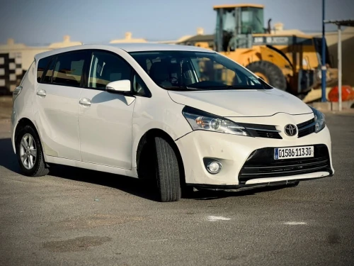 Toyota Corolla Verso 2013 Dynamic