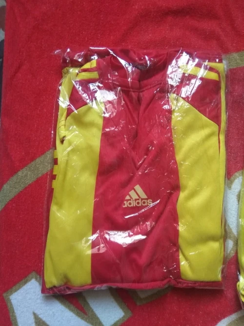 Des T-shirts & chemises KABA 
