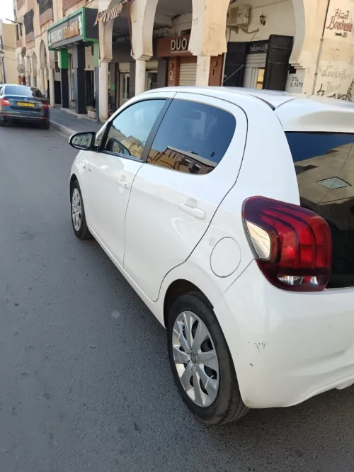 Peugeot 108 2021 