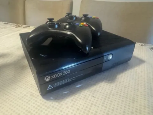 Xbox 360 Super Slim