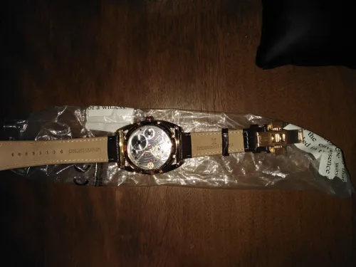 Montre Bernhard H. Mayer.