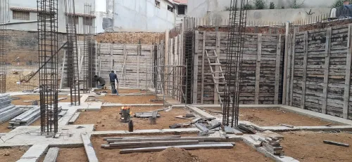 اشغال البناء في مختلف المراحل،بناء من الصفر،اعادة ترميم ،هدم ،صباغة الواجهات،خزان المياه ،مسبح