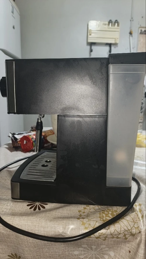 Cafetière expresso SOLAC européenne