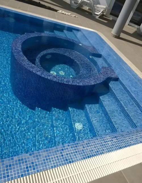 Réalisation et entretien des piscines 