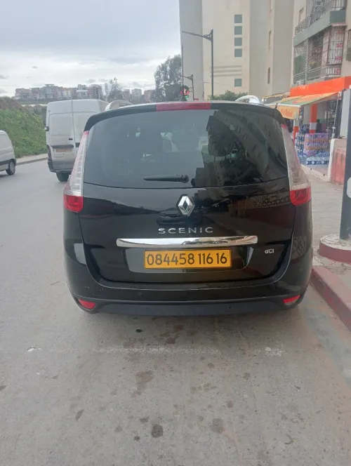 Renault Scenic 2016 Bosse