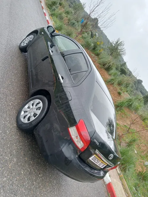 Toyota Yaris Sedan 2012 Yaris Sedan