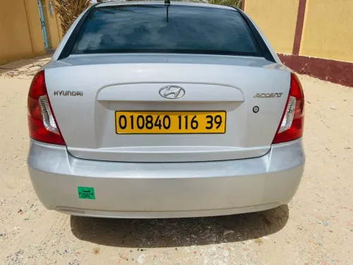 Hyundai Accent RB  4 portes 2016 Accent RB  4 portes