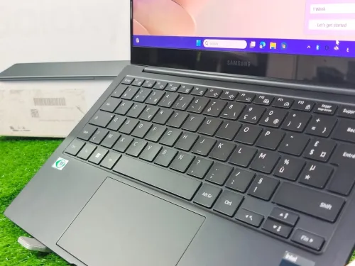 Samsung GalaxyBook2 Pro