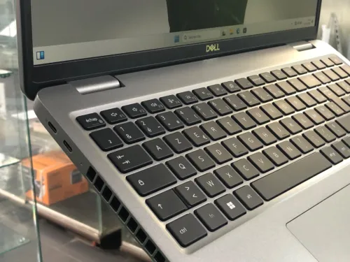 Dell latitude 5540