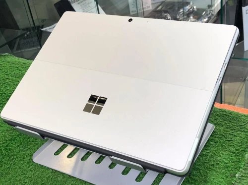 SURFACE PRO 9