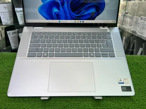 INSPIRON 16 7640 2-in-1