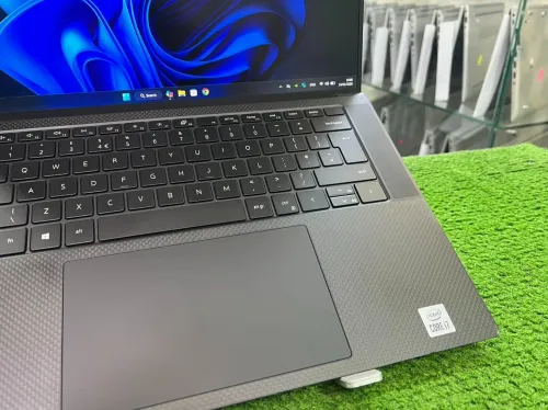 DELL PRECICI 5500