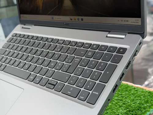 Dell Precision 3560