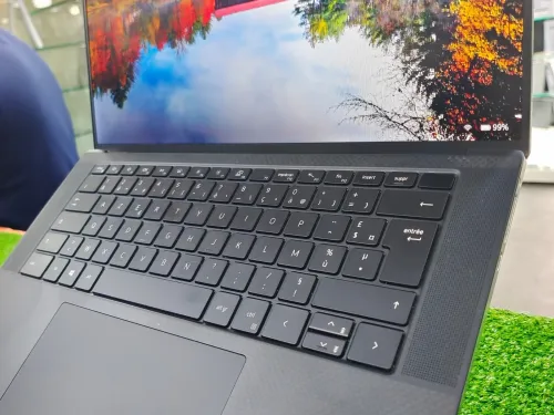 DELL XPS 15 9500