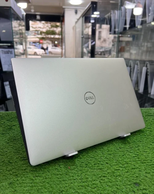 DELL XPS 13