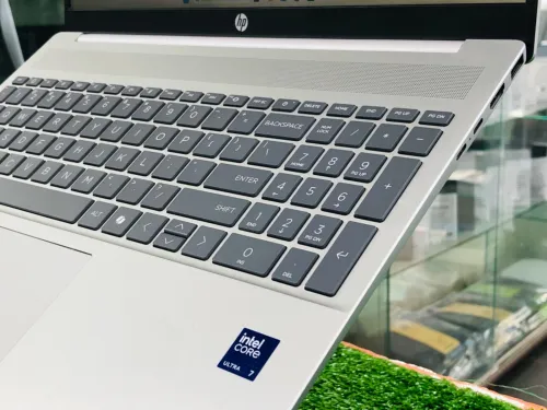 HP OmniBook 5 LapTop 16