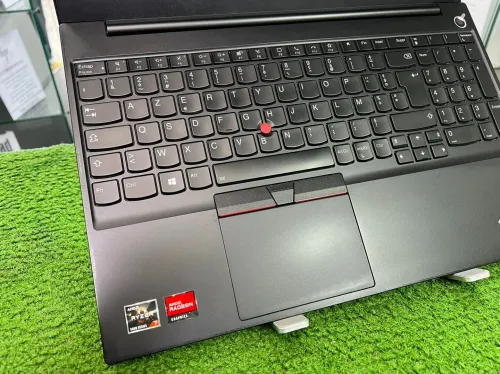 LENOVO THINKPAD E15