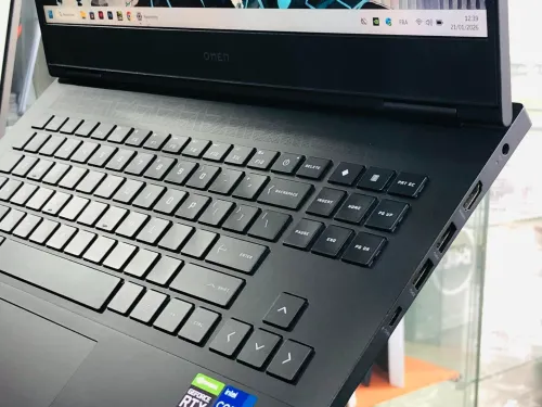 HP OMEN 16