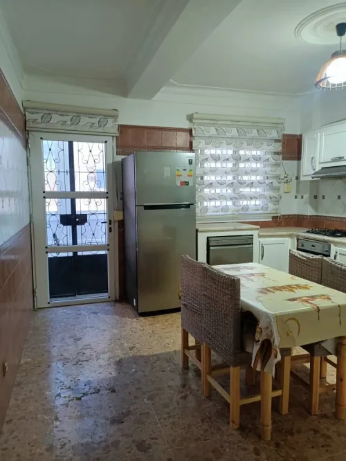 Location Appartement Niveau de villa F4 Alger Dely brahim