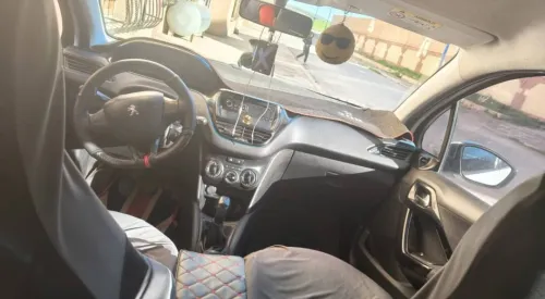 Peugeot 208 2014 Active