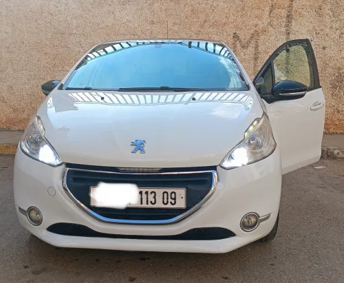 Peugeot 208 2013 Allure
