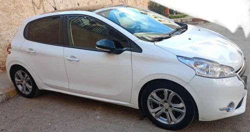 Peugeot 208 2013 Allure