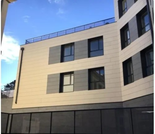 Façade ventilée en céramique