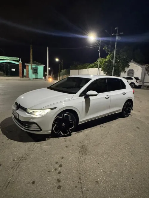 Volkswagen Golf 8 2022 Active
