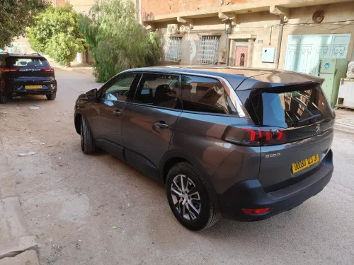 Peugeot 5008 2023 Active 
