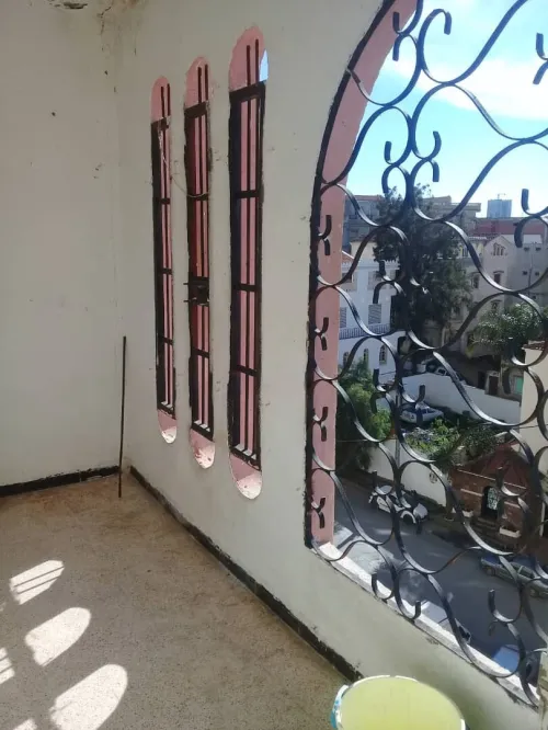 Location Appartement F4 Alger Bouzareah