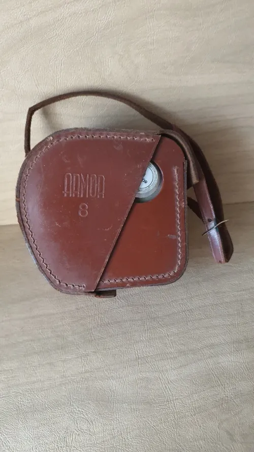 Camera super 8 ARMOR ARMORY avec sacoche marron 