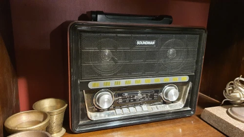 Radio SOUNMAN style TSF vintage USB et carte memoire