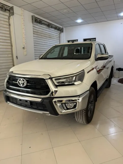Toyota Revo  2025 Omanya