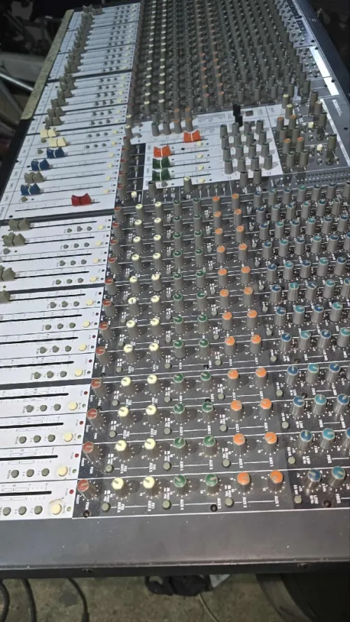 Console de mixage Proel MLX3642