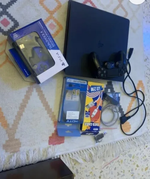 PS4...