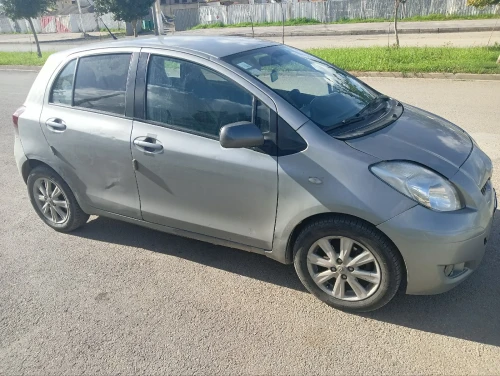 Toyota Yaris 2011 Cope