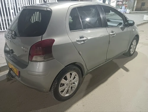 Toyota Yaris 2011 Cope