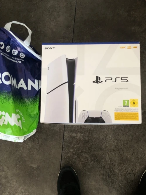 PlayStation 5 slim 1tb